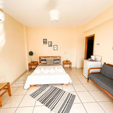 Lefteris Rooms Kámbosz Kültér fotó