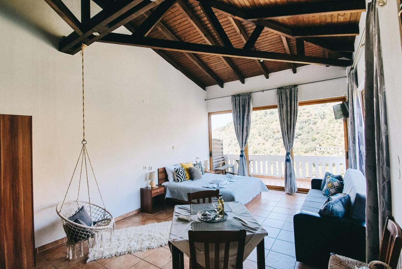 Lefteris Rooms Kámbosz Kültér fotó