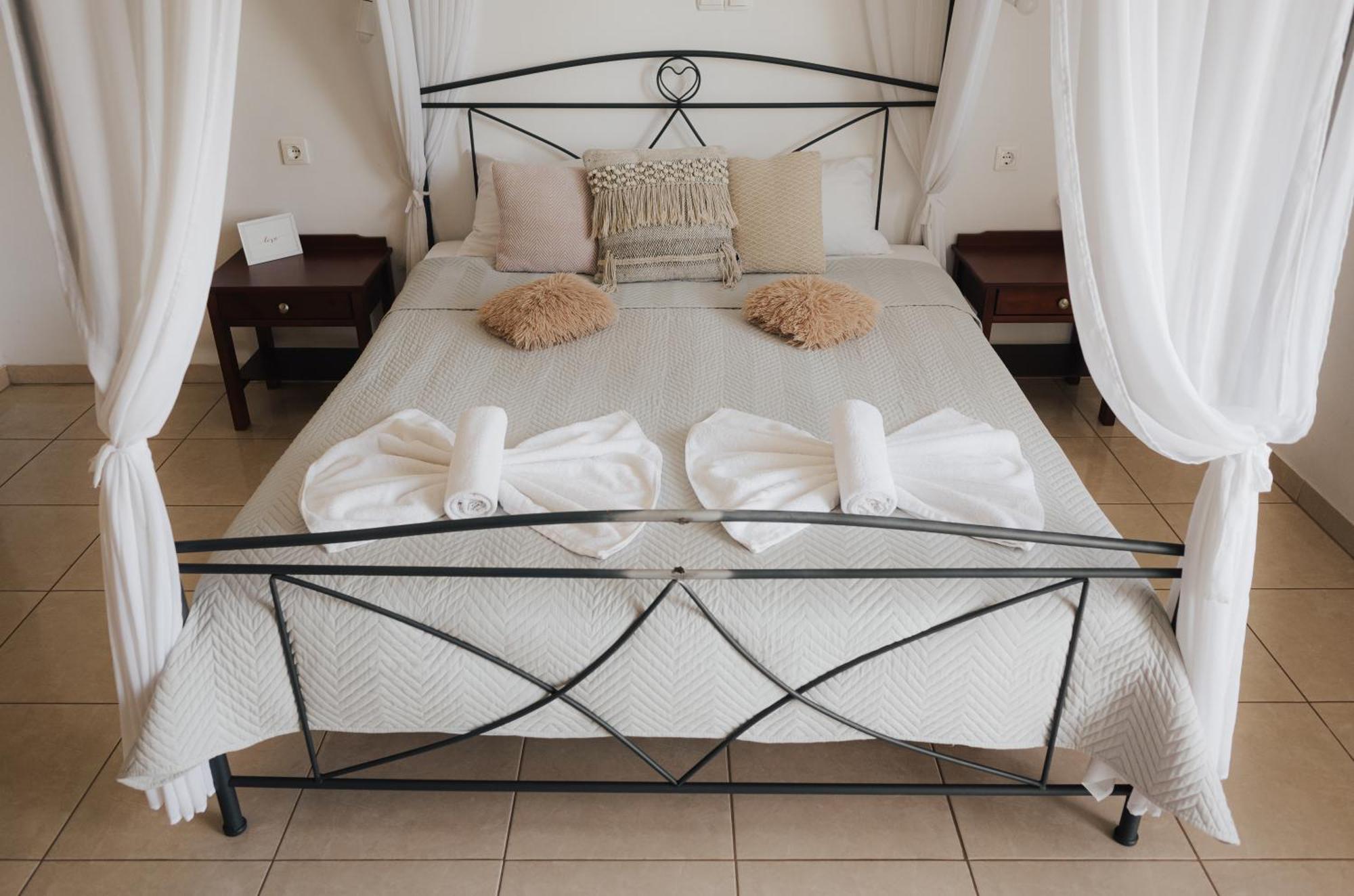 Lefteris Rooms Kámbosz Kültér fotó