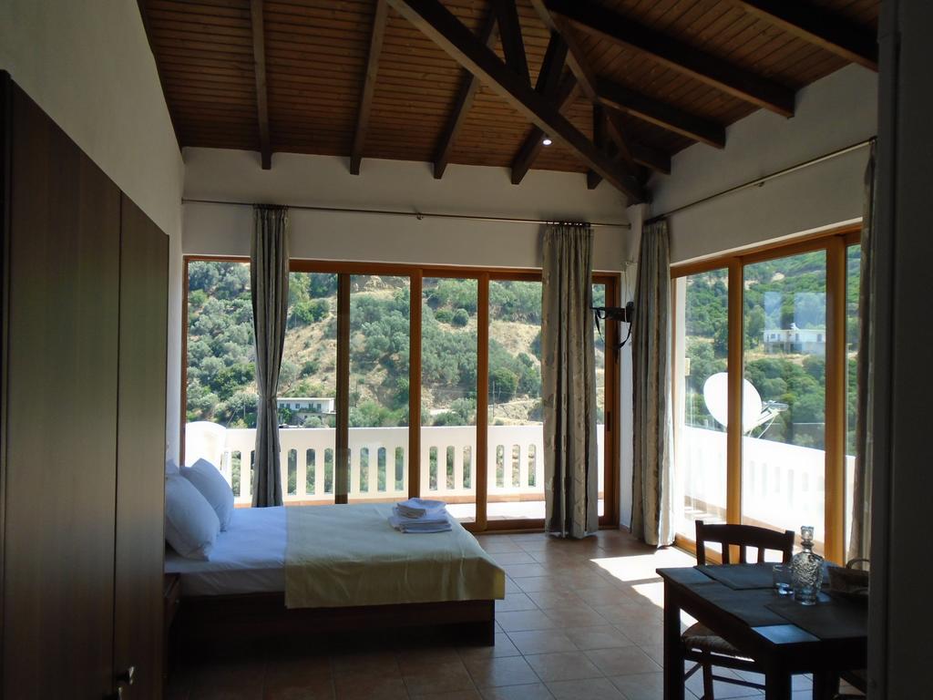 Lefteris Rooms Kámbosz Kültér fotó